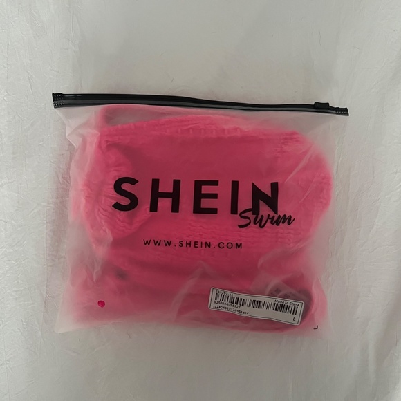 Bikini Set (Size L) - Picture 6 of 6